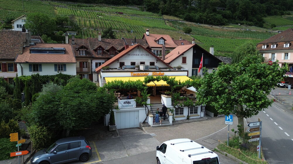 Restaurant Twannerstube mit Caveau Moos-Bar