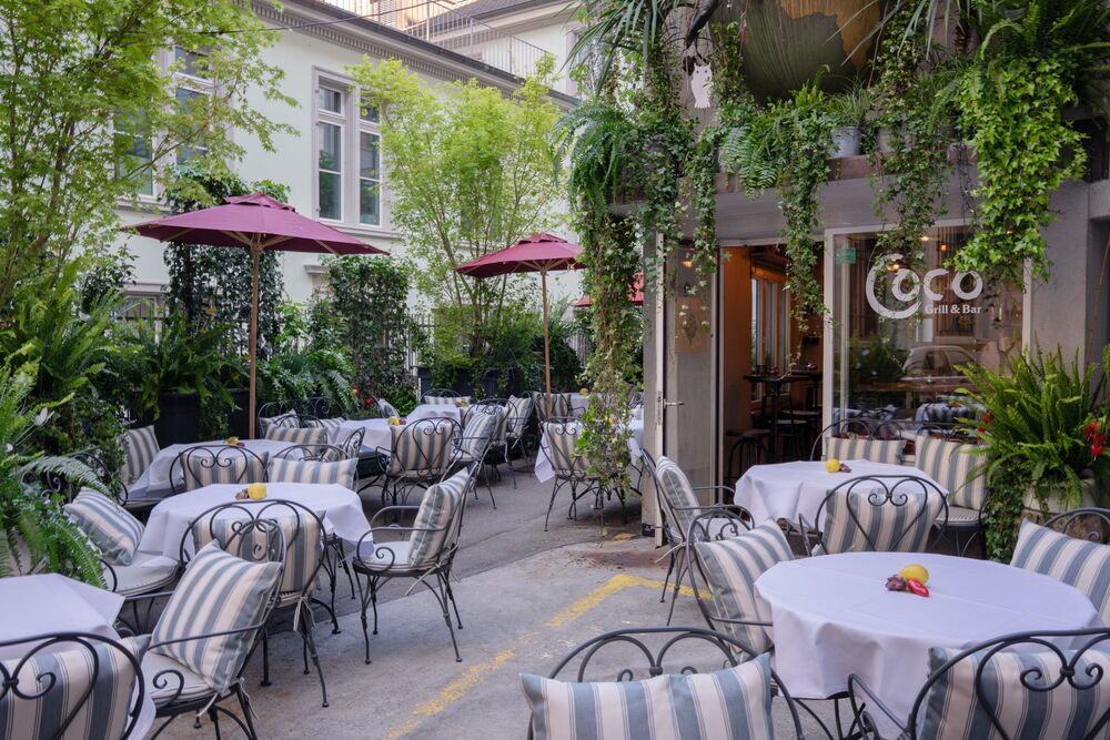 Coco Grill & Bar