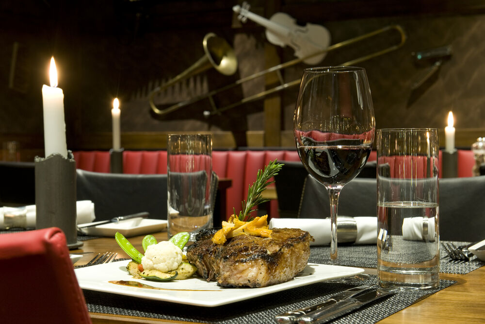tonWERK – Premium Steaks & Seafood – Restaurant
